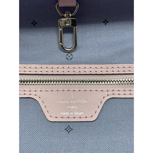 Louis Vuitton Authentic Escale Pastel Pink Neverfull Giant Bag Removable Pouch - Picture 12 of 14